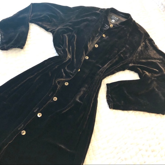 Vintage Velvet Classic Vintage Chocolate duster - Picture 3 of 9